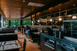 eureka springs restaurants