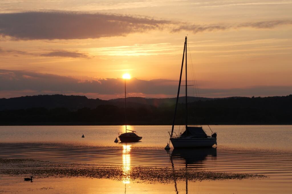 Lake Of The Ozarks: Your 2026 Guide To The Best Water, Food, And Outdoor Adventures
